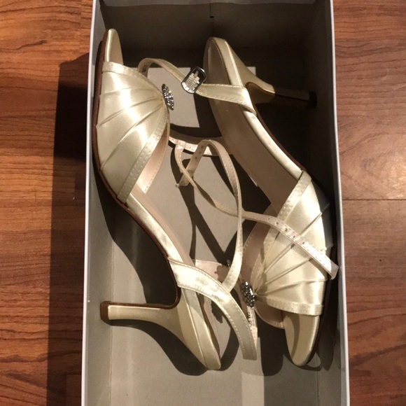 Brand new David’s bridle shoes - Picture 1 of 4